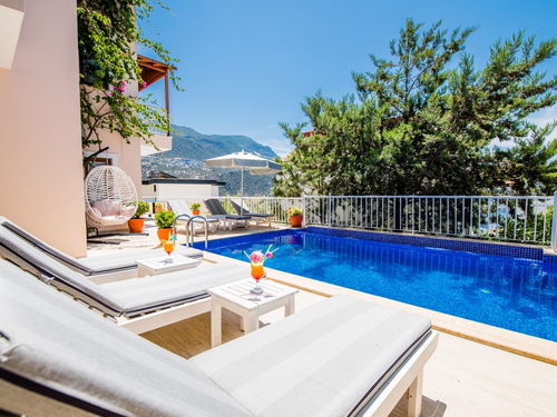  gece  -  Kasım
  | Kalkan Merkezde Deniz Manzaralı Jakuzili Villa (6 Kişilik, Özel Havuzlu)
